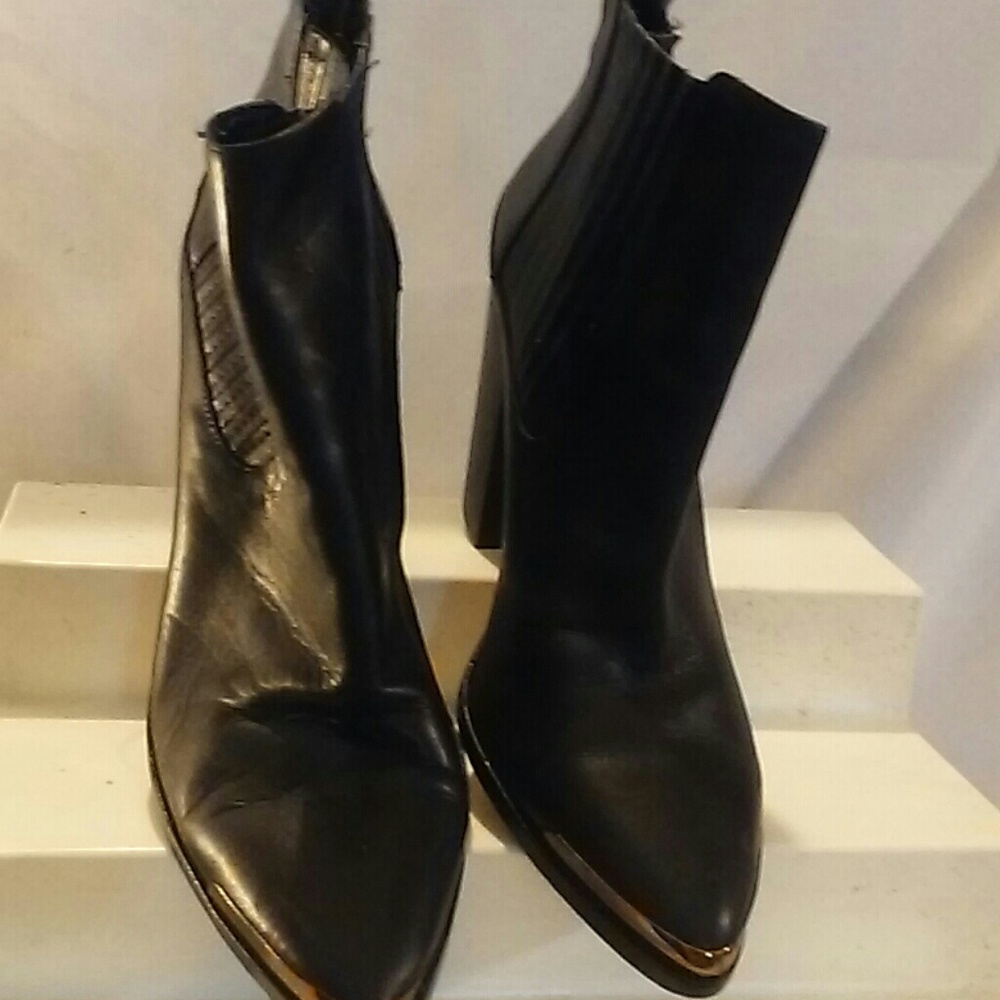 VERO CUOIO Black leather boots